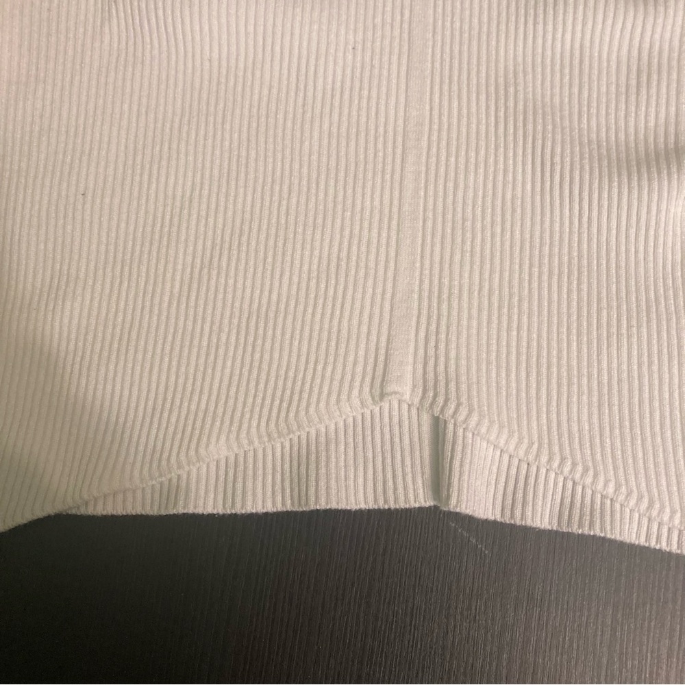 Garage White Ribbed Crop Top - Picture 7 of 8